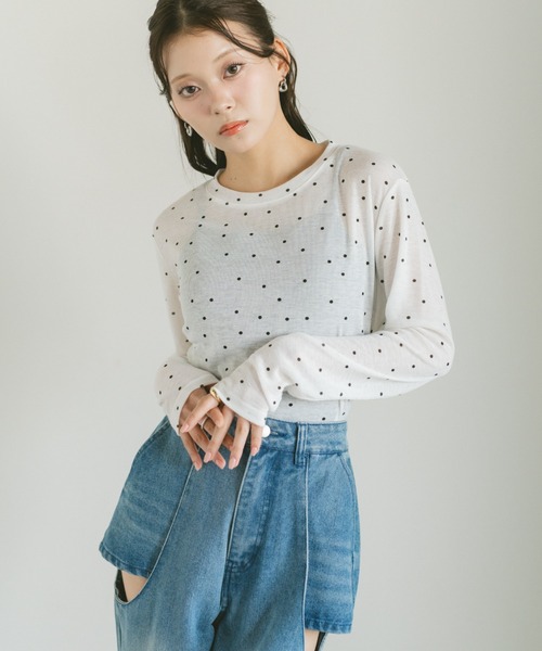 VANNIE U(ヴァニーユー)の「シアードットカットソー(Tシャツ/カットソー・レディース・ホワイト/グレー・FREE)」の4枚目の写真
