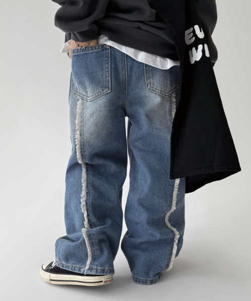 BERRYCLOSET（ベリークローゼット）の「レコードカットデニムパンツ（デニムパンツ・レディース・ブラック/ブルー・7号/09号/11号/13号/15号/17号/19号）」の4枚目の写真