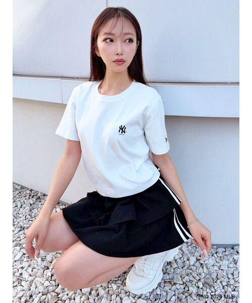 RESEXXY(リゼクシー)の「【MLB × New Era × RESEXXY】LOGO TEE(Tシャツ/カットソー・レディース・ホワイト・FREE)」の2枚目の写真