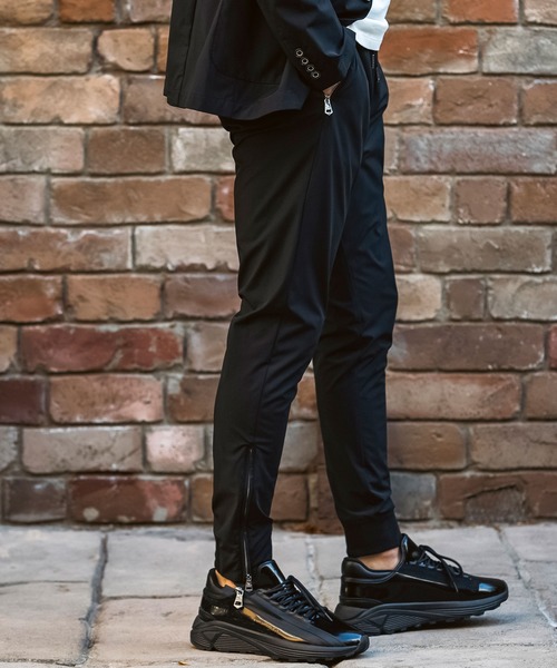 1PIU1UGUALE3  RELAX （ウノピゥウノウグァーレトレ リラックス）の「1PIU1UGUALE3 RELAX(ウノピゥウノウグァーレトレ リラックス)接触冷感 グレンチェック ナイロンジョガーパンツ（その他パンツ・メンズ・ブラック/ホワイト×ブラック・M/S/XXL/XL/L）」の10枚目の写真