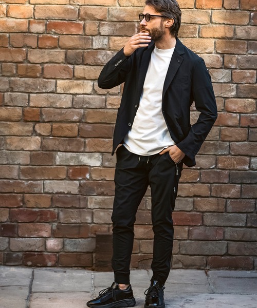 1PIU1UGUALE3  RELAX （ウノピゥウノウグァーレトレ リラックス）の「1PIU1UGUALE3 RELAX(ウノピゥウノウグァーレトレ リラックス)接触冷感 グレンチェック ナイロンジョガーパンツ（その他パンツ・メンズ・ブラック/ホワイト×ブラック・M/S/XXL/XL/L）」の5枚目の写真