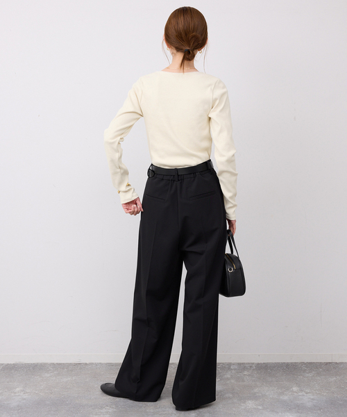 SLOBE IENA(スローブイエナ)の「スクエアネックテレコプルオーバー(Tシャツ/カットソー・レディース・ネイビー/アイボリー/サックスブルー・FREE)」の6枚目の写真