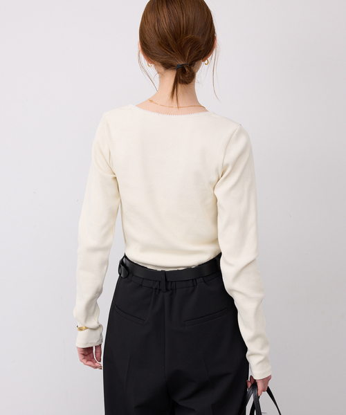 SLOBE IENA(スローブイエナ)の「スクエアネックテレコプルオーバー(Tシャツ/カットソー・レディース・ネイビー/アイボリー/サックスブルー・FREE)」の9枚目の写真