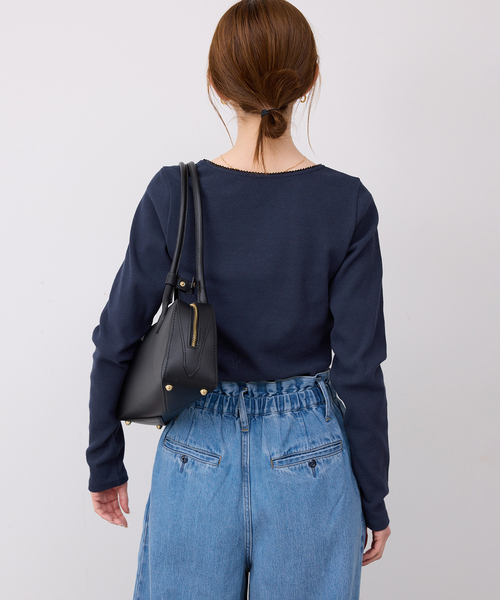 SLOBE IENA(スローブイエナ)の「スクエアネックテレコプルオーバー(Tシャツ/カットソー・レディース・ネイビー/アイボリー/サックスブルー・FREE)」の16枚目の写真