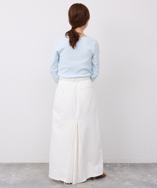 SLOBE IENA(スローブイエナ)の「スクエアネックテレコプルオーバー(Tシャツ/カットソー・レディース・ネイビー/アイボリー/サックスブルー・FREE)」の20枚目の写真