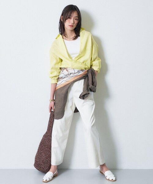 INDIVI(インディヴィ)の「【接触冷感/2WAY】カシュクールリネンシャツ(シャツ/ブラウス・レディース・ネイビー系2/ブルー系その他4/ブルー系その他/ブラウン系/ライトイエロー系/チャコールグレー/ホワイト/ブラウン系6・38/19/03/12/05/13/15 /34)」の11枚目の写真