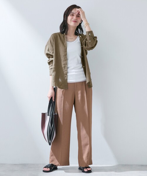 INDIVI(インディヴィ)の「【接触冷感/2WAY】カシュクールリネンシャツ(シャツ/ブラウス・レディース・ネイビー系2/ブルー系その他4/ブルー系その他/ブラウン系/ライトイエロー系/チャコールグレー/ホワイト/ブラウン系6・38/19/03/12/05/13/15 /34)」の15枚目の写真