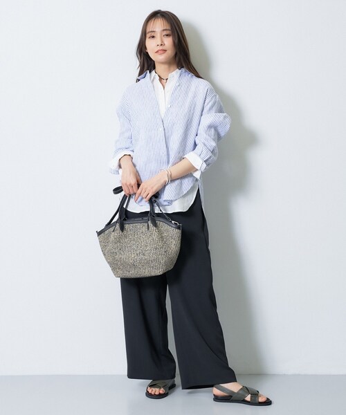INDIVI(インディヴィ)の「【接触冷感/2WAY】カシュクールリネンシャツ(シャツ/ブラウス・レディース・ネイビー系2/ブルー系その他4/ブルー系その他/ブラウン系/ライトイエロー系/チャコールグレー/ホワイト/ブラウン系6・38/19/03/12/05/13/15 /34)」の11枚目の写真