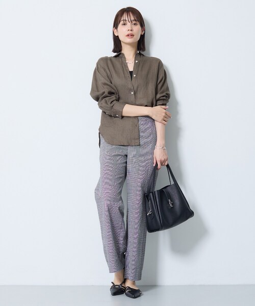 INDIVI(インディヴィ)の「【接触冷感/2WAY】カシュクールリネンシャツ(シャツ/ブラウス・レディース・ネイビー系2/ブルー系その他4/ブルー系その他/ブラウン系/ライトイエロー系/チャコールグレー/ホワイト/ブラウン系6・38/19/03/12/05/13/15 /34)」の19枚目の写真