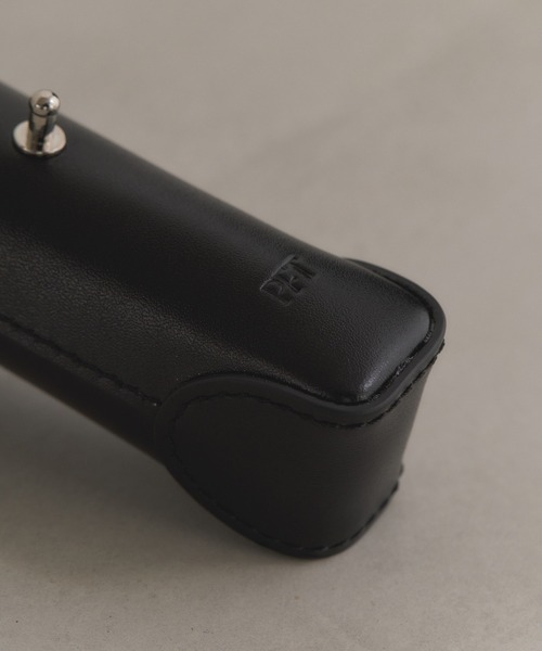 ADAM ET ROPE'（アダムエロペ）の「【PFT】Lip Charm（キーホルダー・レディース・ブラック/ベージュ系その他・FREE）」の6枚目の写真