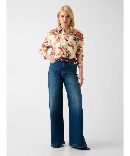 Guess(ゲス)の「CADIE Oversized Linen Top シャツ 花柄(シャツ/ブラウス・レディース・ベージュ・X-SMALL/SMALL/MEDIUM/LARGE)」の4枚目の写真
