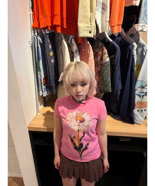 Desigual(デシグアル)の「タイトフィット マルガリータ Tシャツ(Tシャツ/カットソー・レディース・グリーン/レッド・S/M/L/XS/XL)」の7枚目の写真