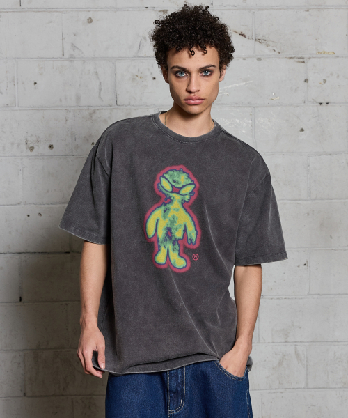 HOODHOOD（フッドフッド）の「フィーバーエイリアン 半袖Tシャツ チャコール（Tシャツ/カットソー・レディース・その他・1/2）」の2枚目の写真