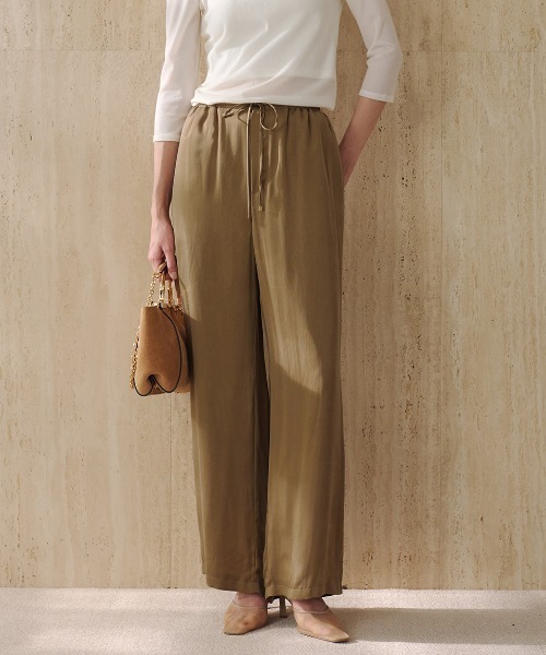 anuans（アニュアンス）の「キュプラリラクシーパンツ（その他パンツ・レディース・ブラック/キャメル/ベージュ系その他/ホワイト系その他・MEDIUM/SMALL）」の2枚目の写真