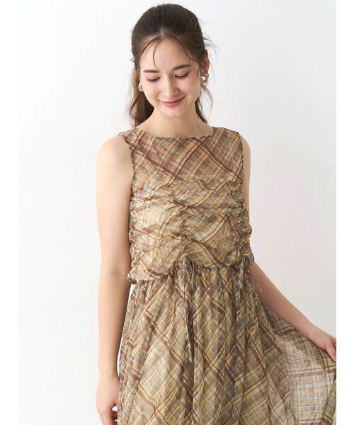 Now me. by NYLON JAPAN（ナウミーバイナイロンジャパン）の「チュールチェックレイヤードワンピース（ワンピース・レディース・グレー/ブルー/イエロー・FREE）」の22枚目の写真