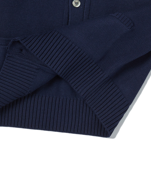 Beyond Closet(-)の「ILP カシミヤ クラシック ロゴ カーディガン ネイビー(カーディガン/ボレロ・レディース・その他・SMALL/MEDIUM/LARGE)」の9枚目の写真