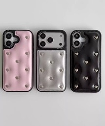 Vini（ヴィニ）の「ハート スタッズ 合成皮革 iPhone ケース 13/14/15.15Pro.16.16Pro.17.17Pro（スマホケース/カバー）」