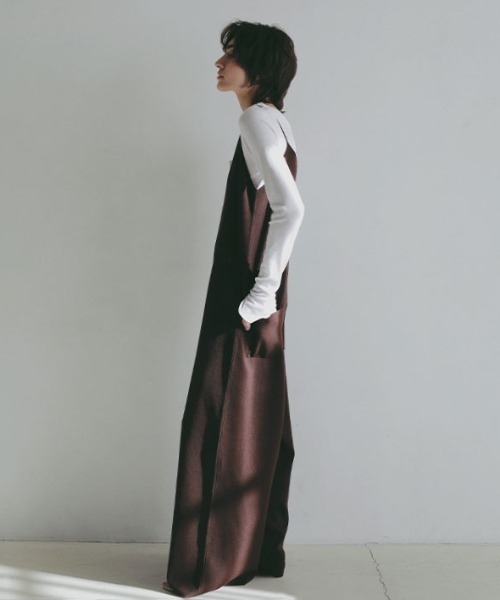 ETRE TOKYO（エトレトウキョウ）の「キャミソールニットオールインワン（つなぎ/オールインワン・レディース・ブラック/ブラウン・S/M）」の3枚目の写真