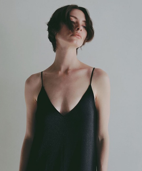 ETRE TOKYO（エトレトウキョウ）の「キャミソールニットオールインワン（つなぎ/オールインワン・レディース・ブラック/ブラウン・S/M）」の20枚目の写真