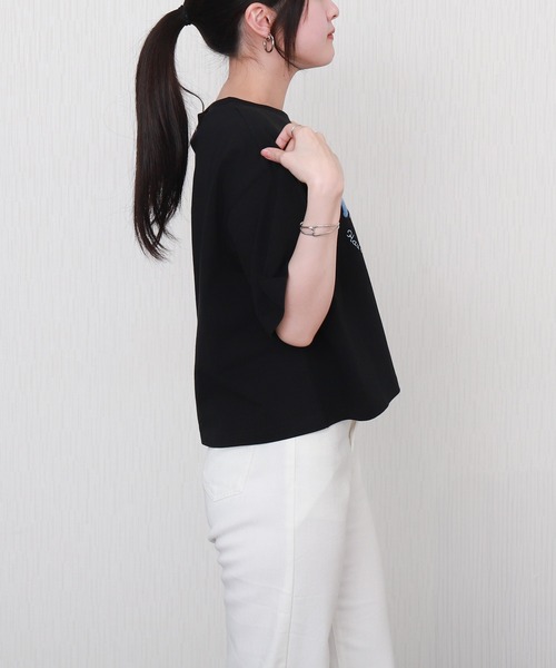 libelle more(リベル モア)の「USAコットンショート丈立体刺繍Tシャツ【接触冷感】(Tシャツ/カットソー・レディース・チャコールグレー/ブラック/オフホワイト/ライトカーキ・M/L)」の11枚目の写真