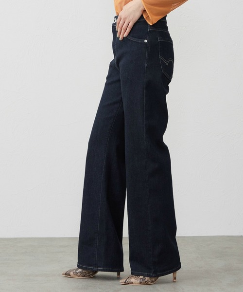 EDWIN(エドウィン)の「EDWIN LADIES ジャージーズ プレミアム ワイド デニムパンツ ジーンズ ストレッチ シルク混(デニムパンツ・レディース・ブルー/ライトインディゴブルー/インディゴブルー・LARGE/MEDIUM/SMALL/X-SMALL)」の7枚目の写真