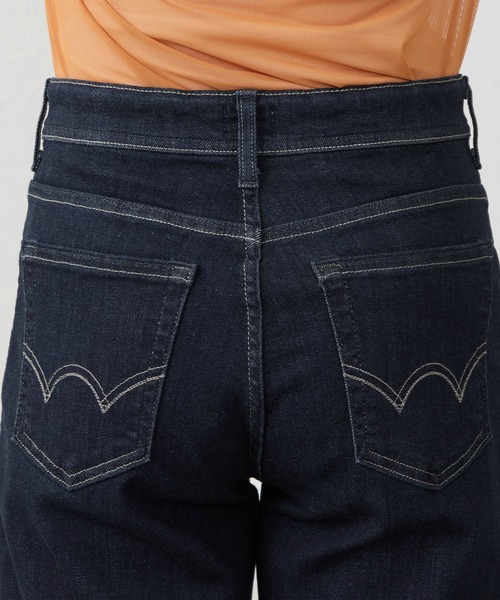 EDWIN(エドウィン)の「EDWIN LADIES ジャージーズ プレミアム ワイド デニムパンツ ジーンズ ストレッチ シルク混(デニムパンツ・レディース・ブルー/ライトインディゴブルー/インディゴブルー・LARGE/MEDIUM/SMALL/X-SMALL)」の11枚目の写真