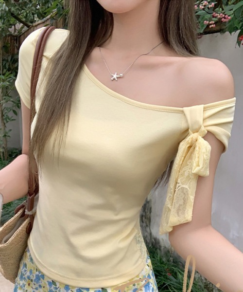 SallyLunn(サリーラン)の「【アシメデザイン】レースワンショルダートップス(Tシャツ/カットソー・レディース・イエロー・LARGE/MEDIUM)」の5枚目の写真