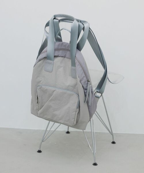 RETRO GIRL(レトロガール)の「2WAYナイロンリュック(ショルダーバッグ・レディース・ライトグレー/ブラック・ONE SIZE)」の17枚目の写真