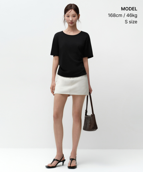 MUSINSA STANDARD WOMAN（ムシンサスタンダードウーマン）の「ウィメンズリラックスドライトウェイトCRスクープネックTシャツ[ブラック]（Tシャツ/カットソー・レディース・その他・X-SMALL/SMALL/MEDIUM/LARGE）」の2枚目の写真