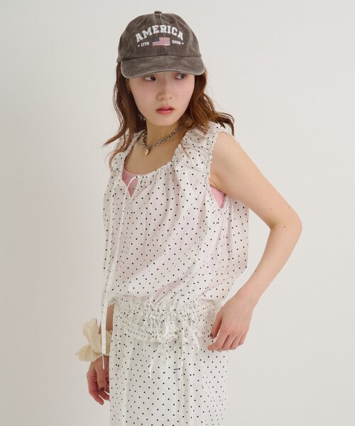 w closet(ダブルクローゼット)の「【セットアップ対応/ドット/無地】フリルギャザーノースリブラウス 夏服(シャツ/ブラウス・レディース・ホワイト系その他/オフホワイト/ブラック系その他/ブラック・FREE)」の8枚目の写真