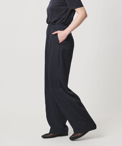 MARW UNITED ARROWS(マルゥ ユナイテッドアローズ)の「<MARW UNITED ARROWS>サテン ラップ パンツ(その他パンツ・レディース・ネイビー/ダークグレー・36/38)」の4枚目の写真