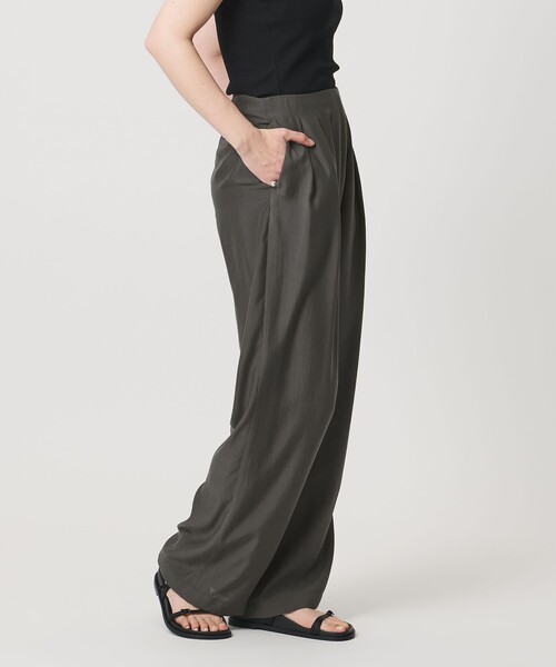 MARW UNITED ARROWS(マルゥ ユナイテッドアローズ)の「<MARW UNITED ARROWS>サテン ラップ パンツ(その他パンツ・レディース・ネイビー/ダークグレー・36/38)」の10枚目の写真