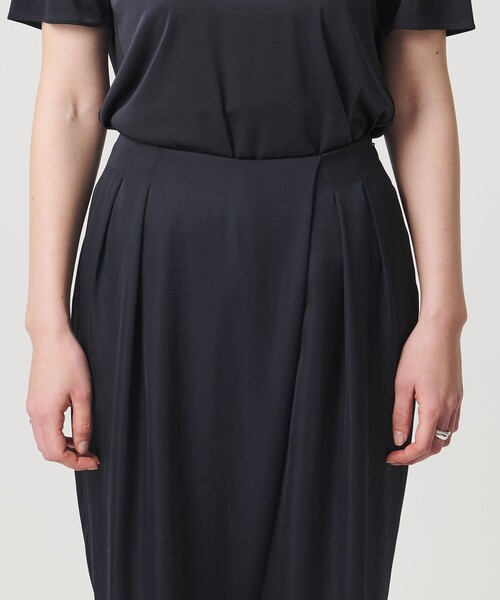 MARW UNITED ARROWS(マルゥ ユナイテッドアローズ)の「<MARW UNITED ARROWS>サテン ラップ パンツ(その他パンツ・レディース・ネイビー/ダークグレー・36/38)」の16枚目の写真