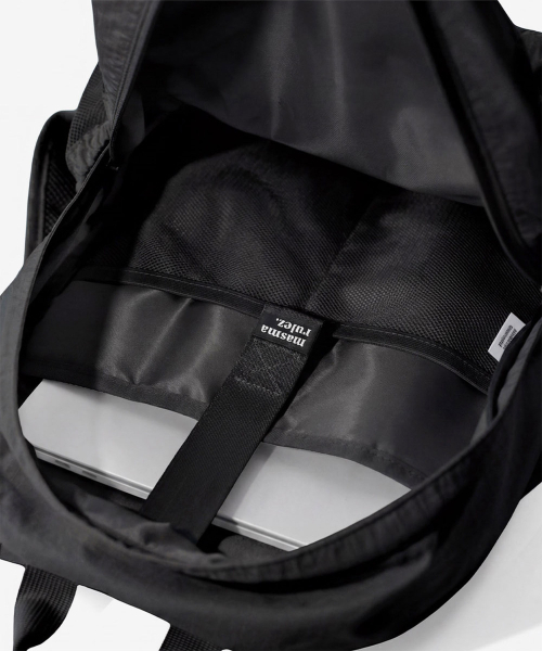 MASMARULEZ（マスマルールズ）の「[INT] Curved shirring backpack_Black（バックパック/リュック・レディース・その他・FREE）」の5枚目の写真