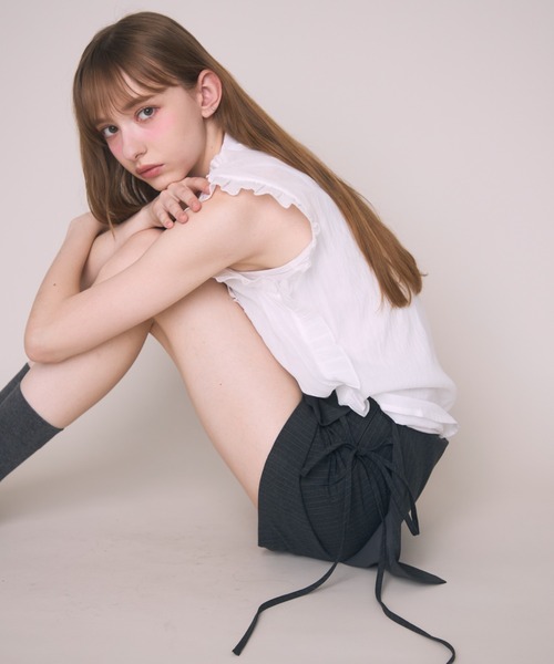 Noelie(ノエリー)の「フリルノースリーブブラウス(シャツ/ブラウス・レディース・その他1/その他2/ホワイト/ブラック/ブルー・FREE)」の12枚目の写真