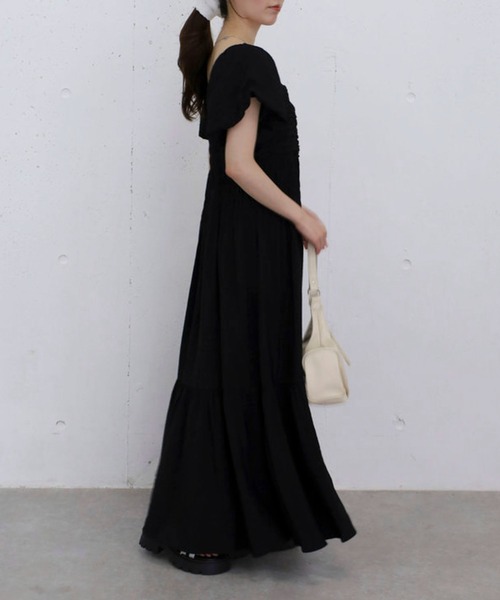 archives(アルシーヴ)の「【気分で着方チェンジ】2wayオフショルシャーリングワンピース(ワンピース・レディース・ブラック/グレー/ホワイト・MEDIUM)」の13枚目の写真