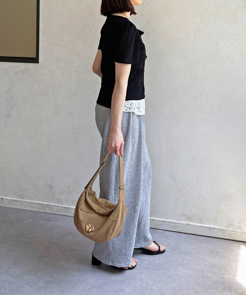 Thevon（ゼボン）の「レースドッキング半袖プルオーバー（Tシャツ/カットソー・レディース・ブラック/オフホワイト/グレー・FREE）」の19枚目の写真