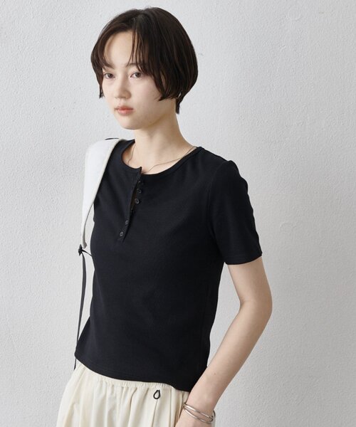 COLONY 2139（コロニートゥーワンスリーナイン）の「【WEB限定/リバイバル】ヘンリーネックテレコハーフスリーブTシャツ（Tシャツ/カットソー・レディース・レモンイエロー/オフホワイト/グレー/ブラック・FREE）」の20枚目の写真