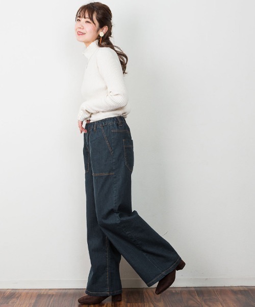 MARAI(マーライ)の「ウエストゴムストレッチデニムベイカーパンツ(デニムパンツ・レディース・ネイビー/ブルー/ワンウォッシュ・LL/4L/3L/M/L)」の5枚目の写真