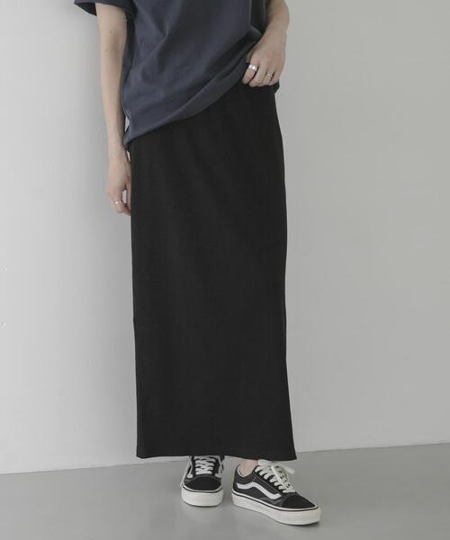 URBAN RESEARCH Sonny Label(アーバンリサーチサニーレーベル)の「接触冷感リブタイトスカート(スカート・レディース・チャコールグレー/ブラック・FREE)」の1枚目の写真