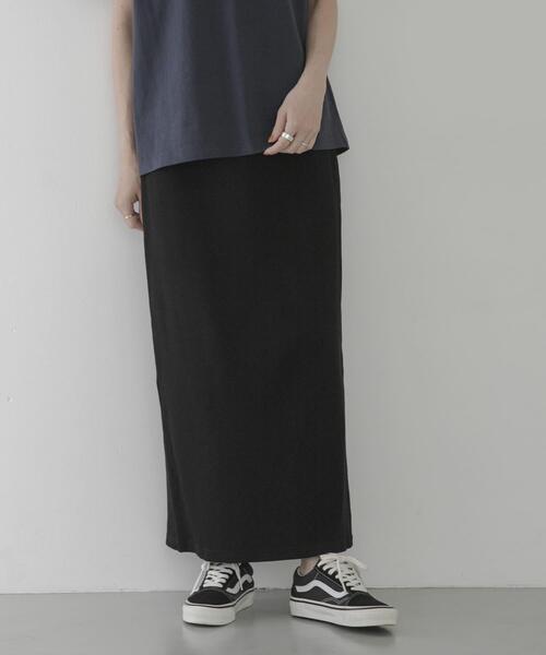 URBAN RESEARCH Sonny Label(アーバンリサーチサニーレーベル)の「接触冷感リブタイトスカート(スカート・レディース・チャコールグレー/ブラック・FREE)」の3枚目の写真