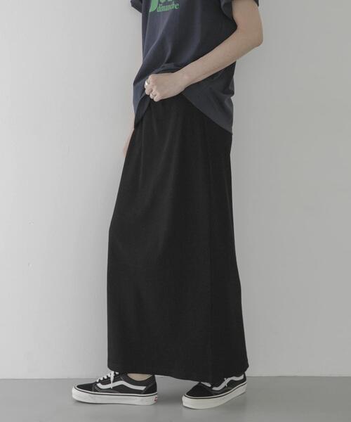 URBAN RESEARCH Sonny Label(アーバンリサーチサニーレーベル)の「接触冷感リブタイトスカート(スカート・レディース・チャコールグレー/ブラック・FREE)」の5枚目の写真