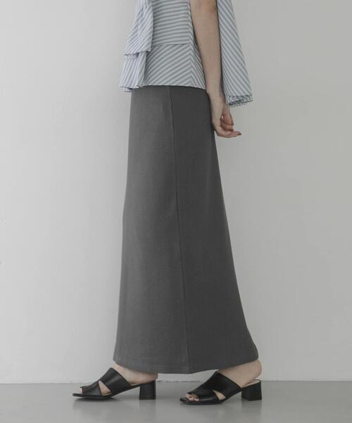 URBAN RESEARCH Sonny Label(アーバンリサーチサニーレーベル)の「接触冷感リブタイトスカート(スカート・レディース・チャコールグレー/ブラック・FREE)」の17枚目の写真
