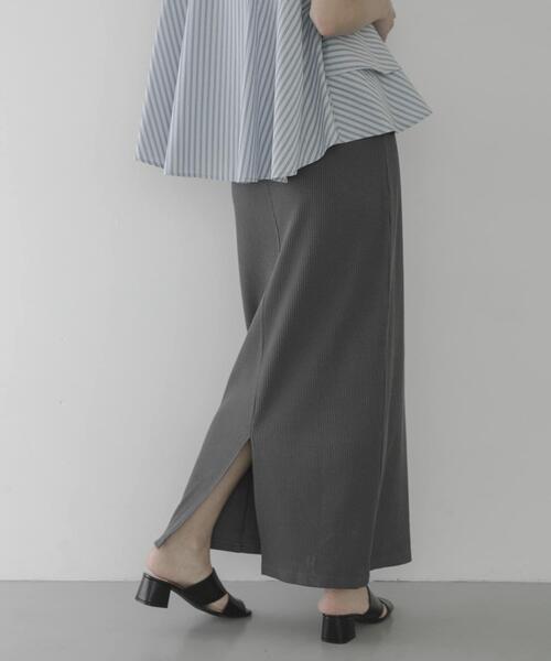 URBAN RESEARCH Sonny Label(アーバンリサーチサニーレーベル)の「接触冷感リブタイトスカート(スカート・レディース・チャコールグレー/ブラック・FREE)」の18枚目の写真