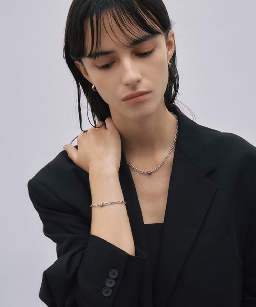 CENE(セネ)の「【CENE】セネ/スマートマグネットオーバルチェーンブレスレット(ブレスレット・レディース・シルバー・MEDIUM/SMALL)」の3枚目の写真