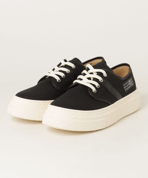 MM6 Maison Margiela(エムエムシックス メゾン マルジェラ)の「MM6 Maison Margiela(エムエムシックス メゾン マルジェラ)Kids & Junior ワンポイントブランドロゴスニーカー(スニーカー・キッズ・ブラック・40)」の1枚目の写真
