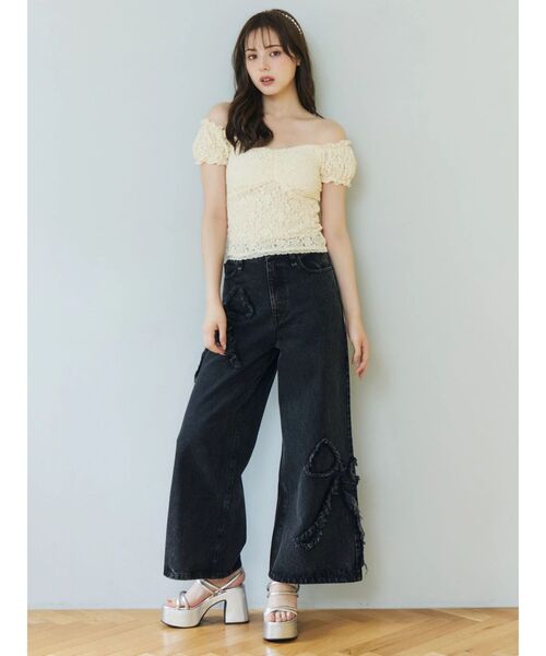 CALNAMUR(カルナムール)の「カップインフリルブラウス(Tシャツ/カットソー・レディース・ブラック/アイボリー・FREE)」の8枚目の写真