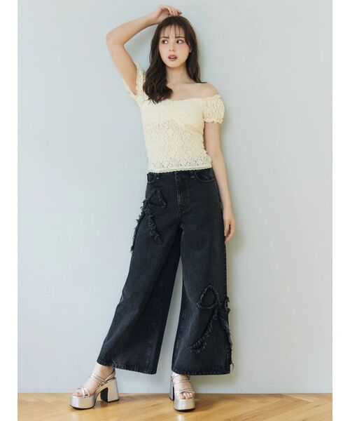 CALNAMUR(カルナムール)の「カップインフリルブラウス(Tシャツ/カットソー・レディース・ブラック/アイボリー・FREE)」の13枚目の写真