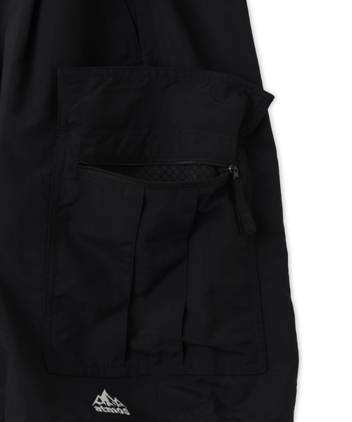 Columbia(コロンビア)の「Columbia x atmos Baggy Cargo Shorts / コロンビア x アトモス バギー カーゴ ショーツ【SP】(その他パンツ・メンズ・ブラック/カーキ・M/L/XL)」の13枚目の写真