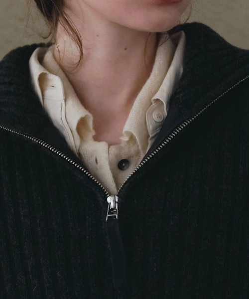anuke（アンヌーク）の「anuke　Over Knit Shirts オーバーニットシャツ/62620542（ニット/セーター・レディース・アイボリー/ピンク・ONE SIZE）」の11枚目の写真
